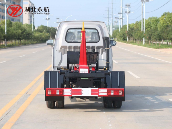长安钩臂垃圾车