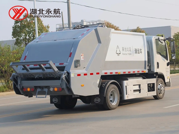 比亚迪T6纯电动6方压缩式垃圾车