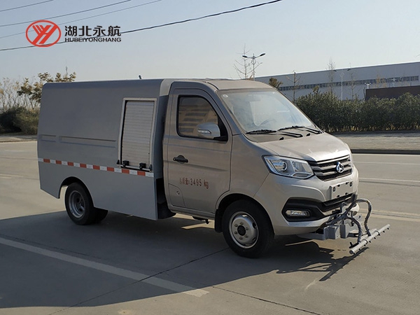 长安路面养护车