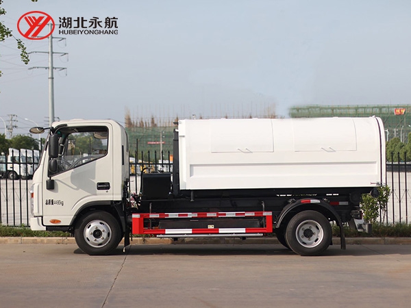 德力纯电动钩臂垃圾车