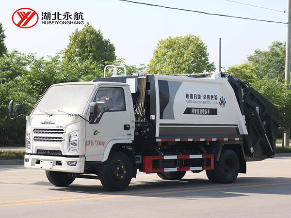 江铃顺达6方压缩式垃圾车