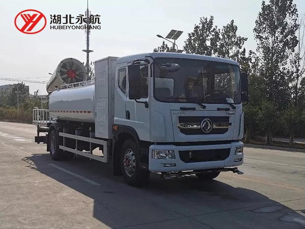 东风多利卡D9纯电动抑尘车