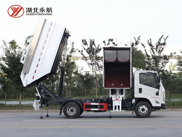 江铃凯运分类垃圾转运车