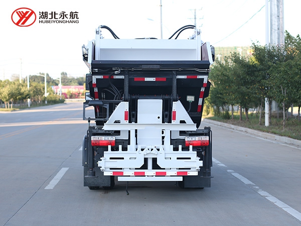 东风小多利卡分类垃圾转运车