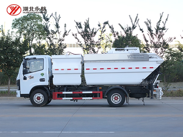 东风小多利卡分类垃圾转运车