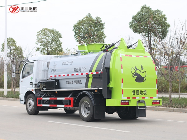 东风大多利卡餐厨垃圾车