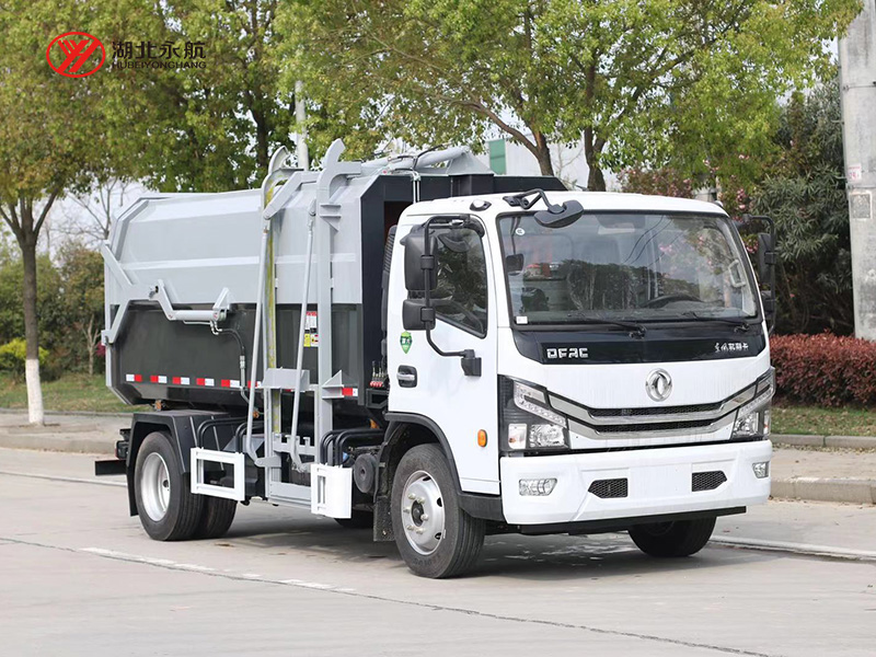 东风大多利卡侧装垃圾车