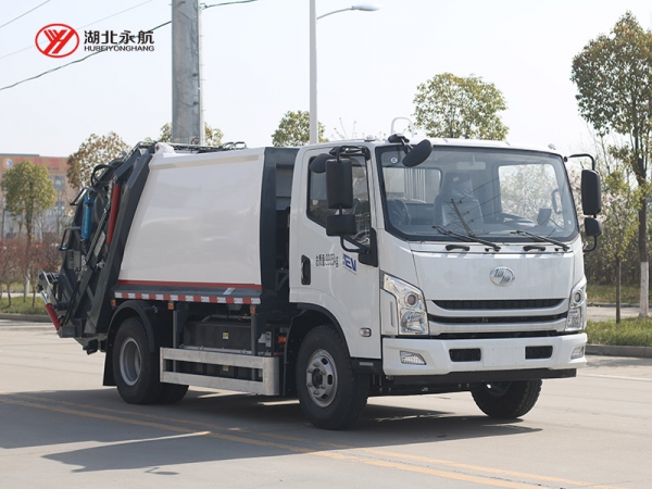 上汽跃进纯电动6方压缩式垃圾车