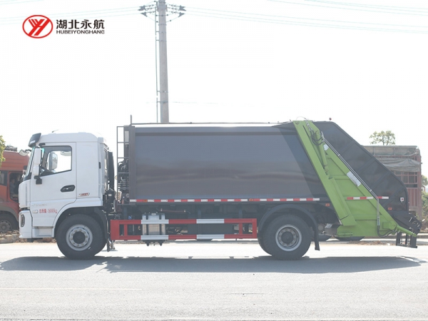 陕汽轩德翼六14方压缩式垃圾车