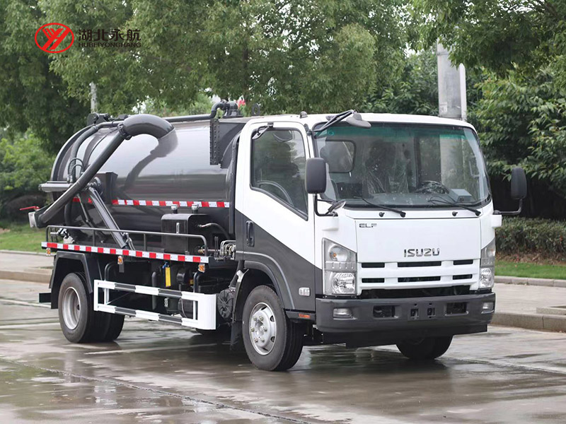 五十铃ELF吸污车