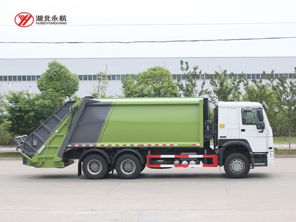 重汽豪沃20方压缩式垃圾车