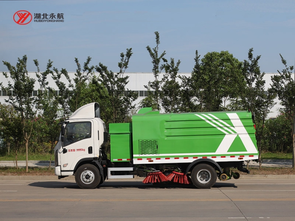 远程纯电动扫路车