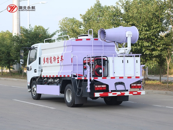 东风小多利卡抑尘车（方箱）