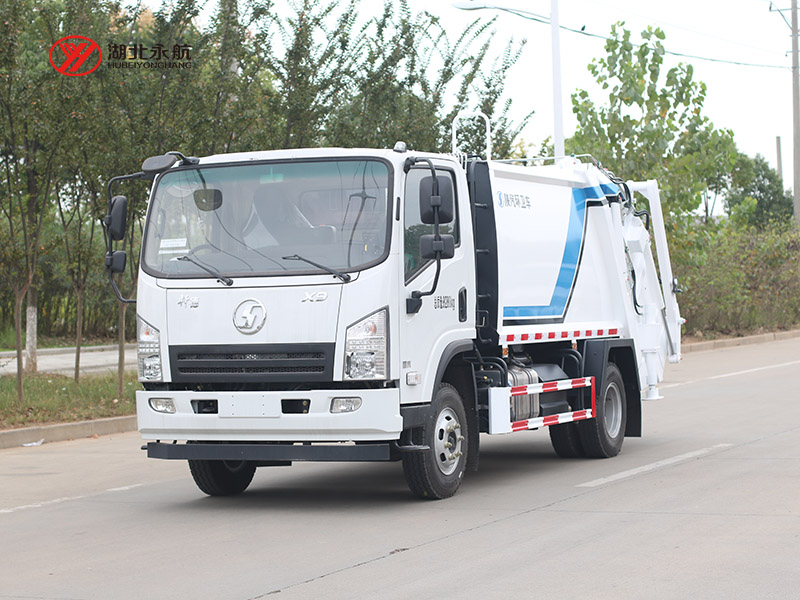 陕汽轩德X9 6方压缩式垃圾车