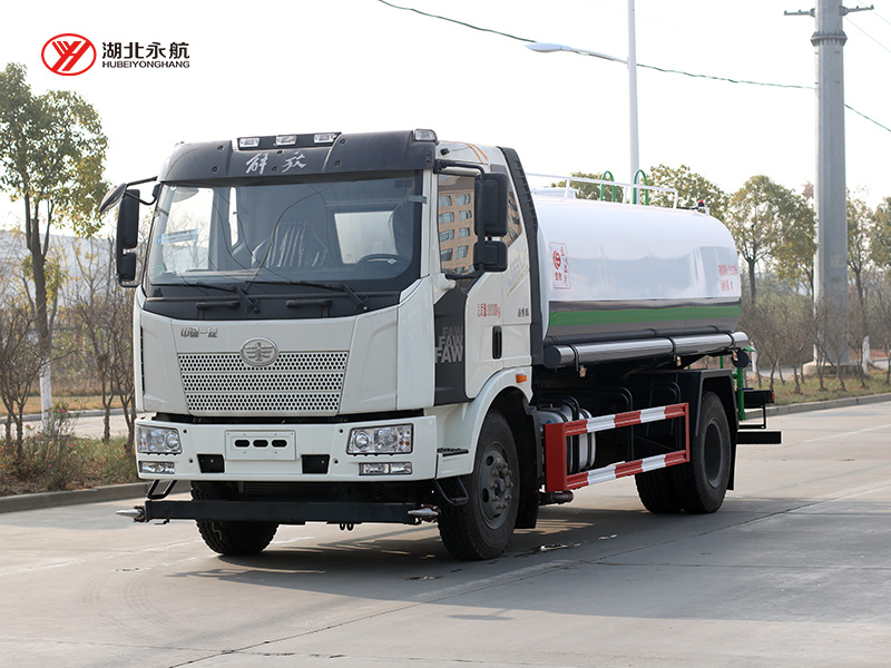 解放J6L洒水车