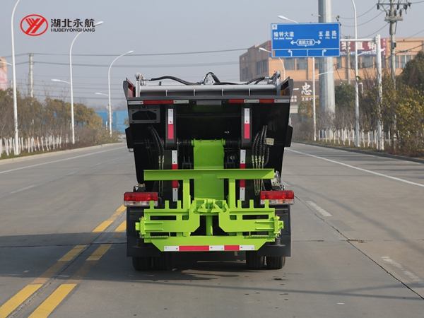 东风途逸高位自装卸式垃圾车