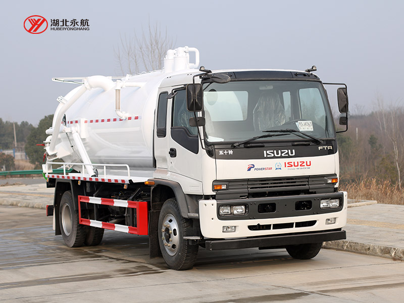 五十铃FTR吸污车