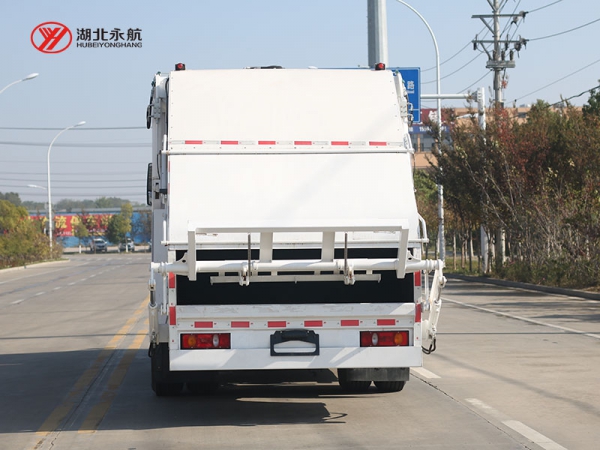东风天锦纯电动14方压缩式垃圾车