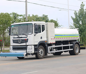 路面/护栏清洗车